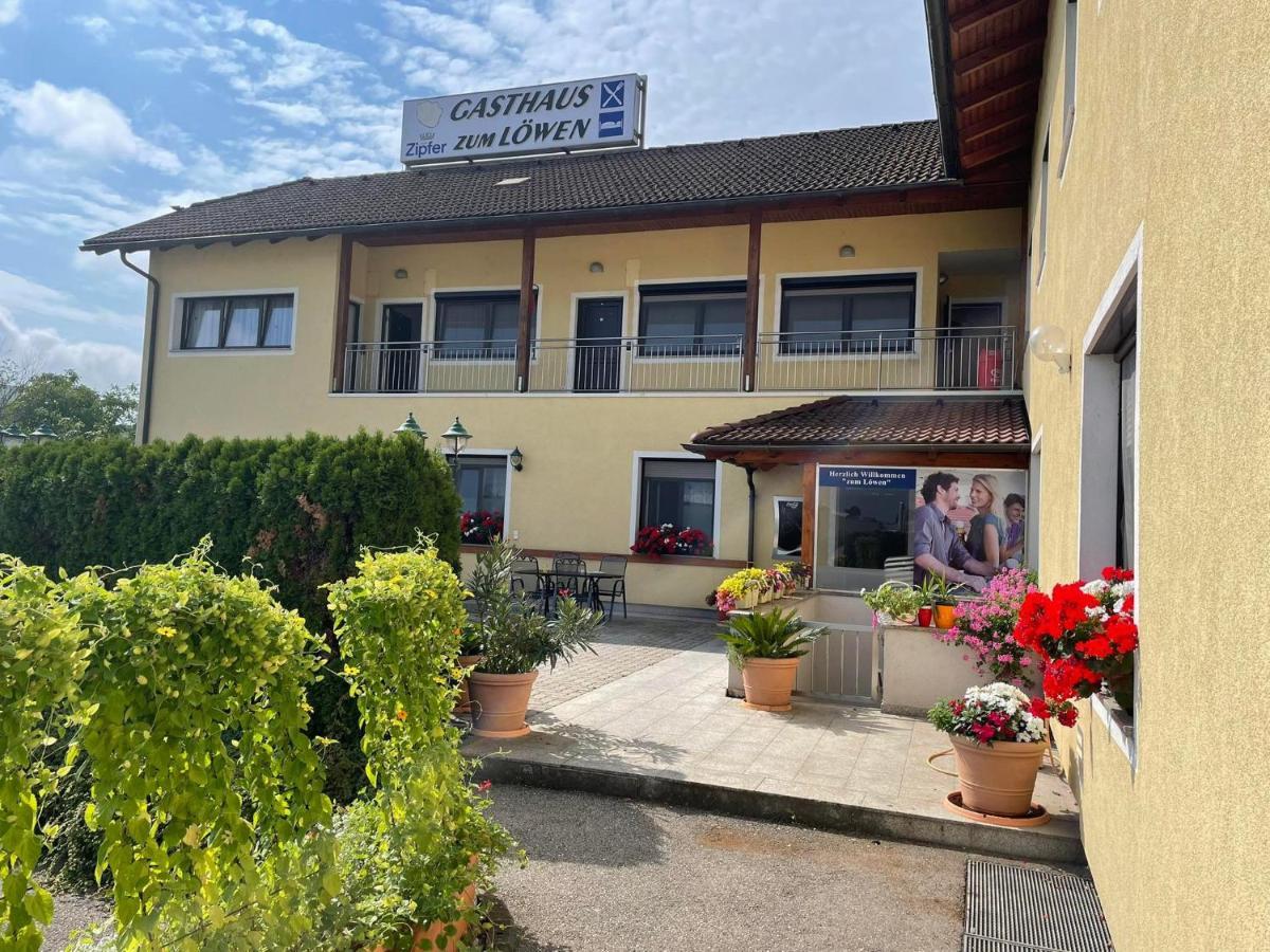 Gasthaus-Pension Zum Loewen Asten Zewnętrze zdjęcie