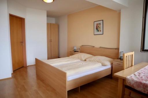 Gasthaus-Pension Zum Loewen Asten Zewnętrze zdjęcie